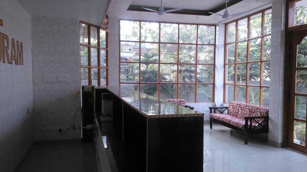 Hotel Parshuram Guwahati Zewnętrze zdjęcie