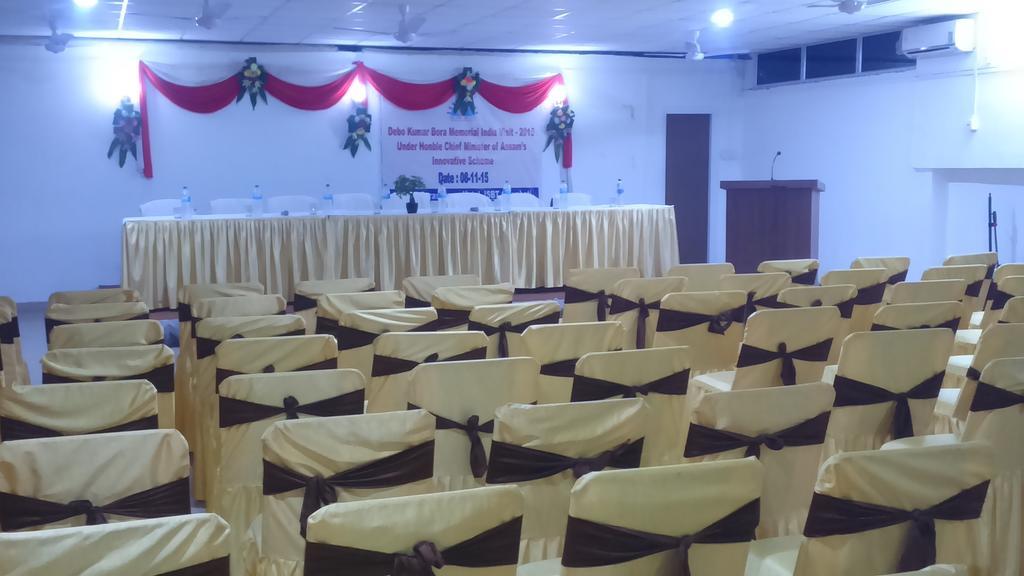 Hotel Parshuram Guwahati Zewnętrze zdjęcie