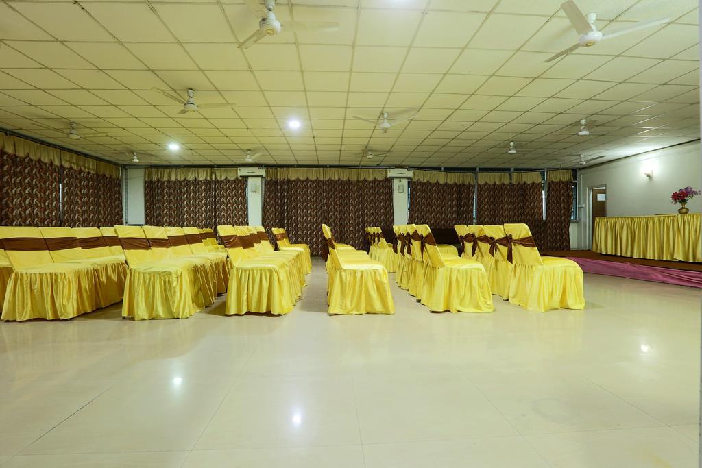 Hotel Parshuram Guwahati Zewnętrze zdjęcie