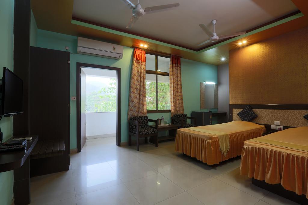 Hotel Parshuram Guwahati Zewnętrze zdjęcie