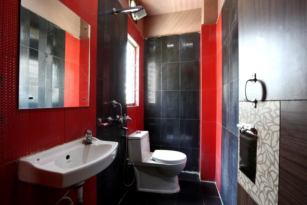 Hotel Parshuram Guwahati Zewnętrze zdjęcie