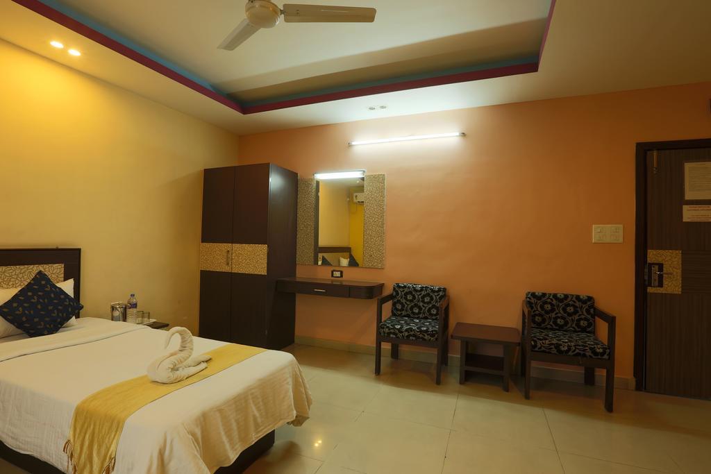 Hotel Parshuram Guwahati Zewnętrze zdjęcie